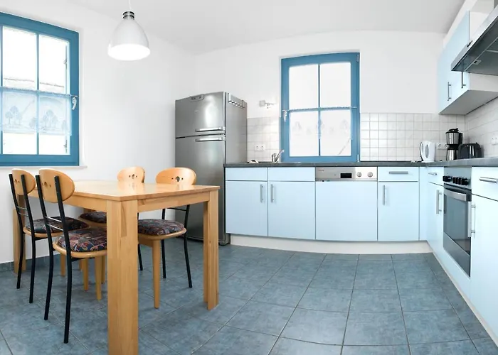 Strandhus Semesterbostad *